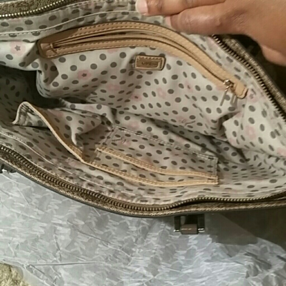 Guess Handbag - Picture 3 of 3